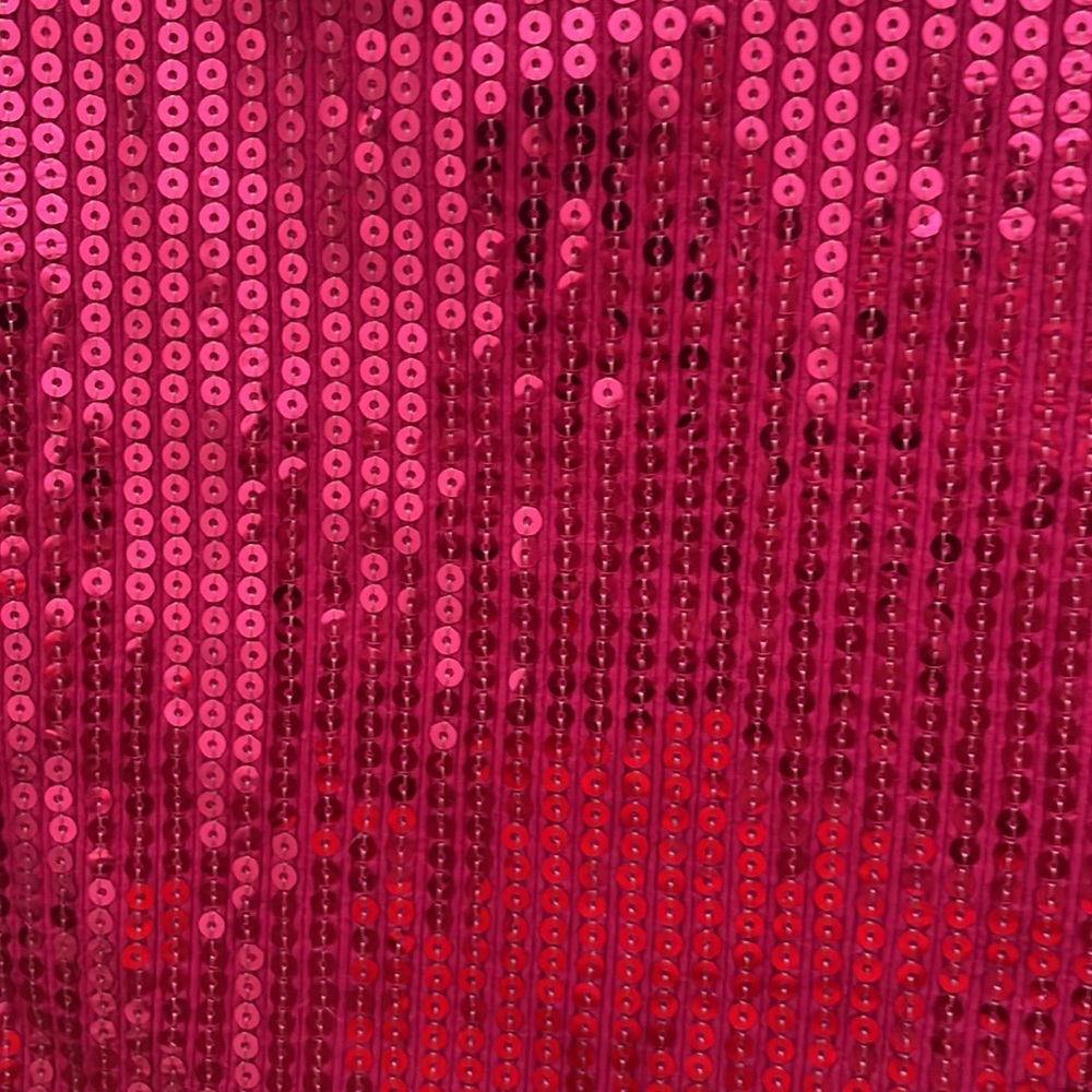 Casual Living Sequin Front Ribbed Tank Shirt Size XL in Barbie Pink Like New - Picture 3 of 8